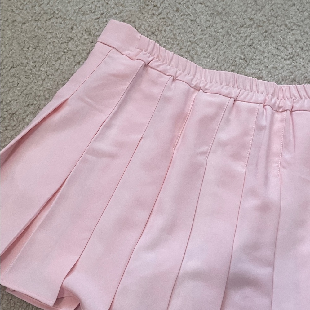 Pink Pleated Women's Mini Skirt with shorts M - Picture 3 of 5